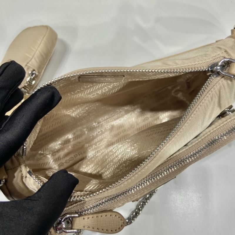Pra*a hobo bags